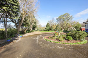 Photo 17- click for photo gallery